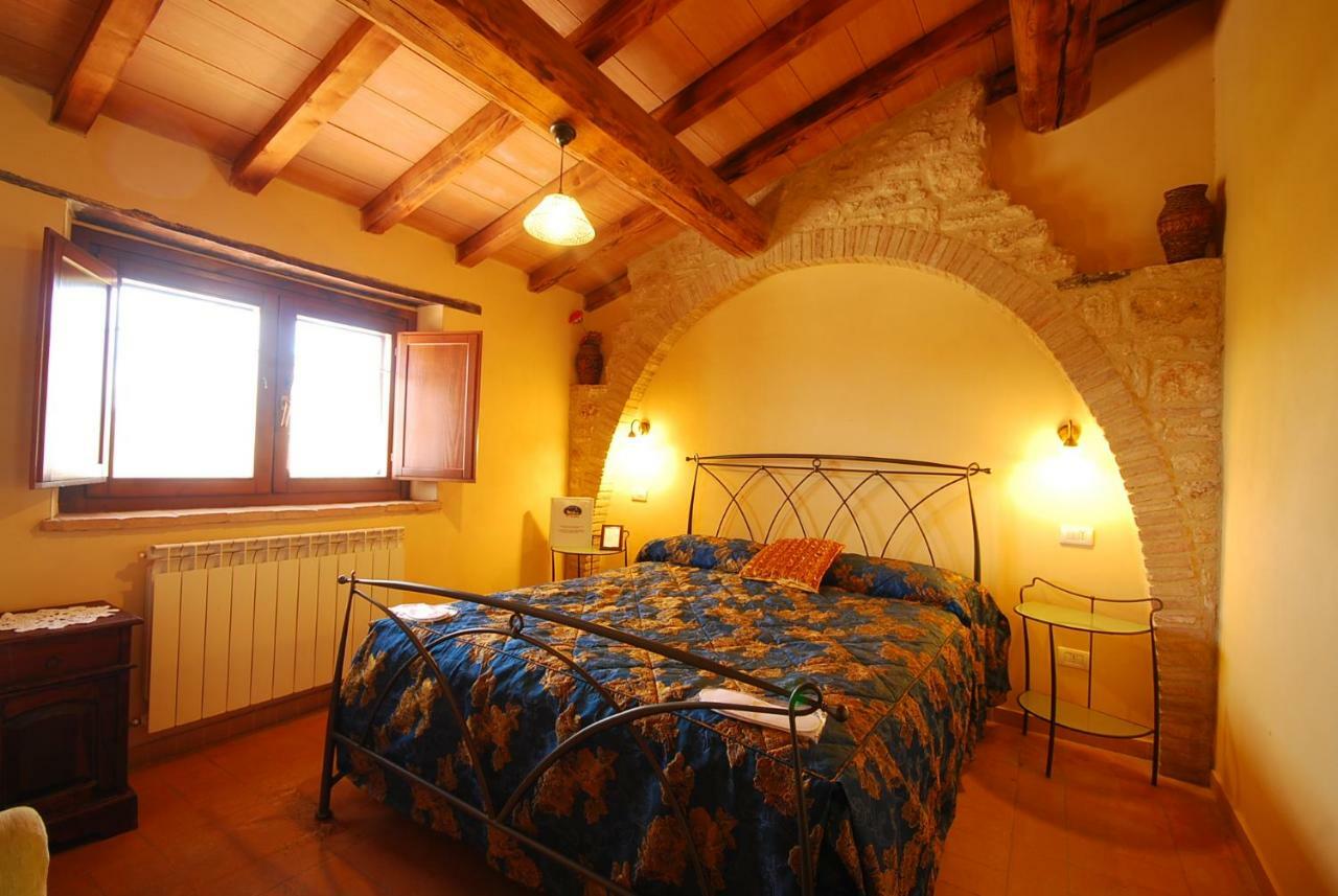 Agriturismo La Casella San Terenziano المظهر الخارجي الصورة